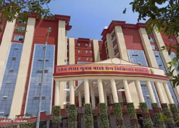 गोरखपुर के बीआरडी मेडिकल कॉलेज में बढ़ रही बर्थ एसफिक्सिया से पीड़ित नवजातों की संख्या, सीएचसी और निजी अस्पतालों में बाल रोग विशेषज्ञों की कमी