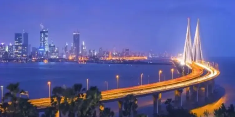 On high alert, Mumbai, different parts of Mumbai will be shaken by bomb blasts on the day of Anant Chaturdashi, claim to install human bombs and RDX