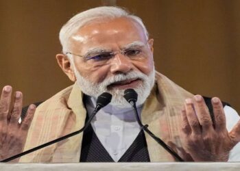PM Modi Announces Self-Reliant India Roadmap And GST SAVINGS FATTIVAL, Kharge Says He Should Apolige | PM Modi's self-reliant Bharat Roadmap and GST Savings Festival announced, Kharge said- I had to apologize to the public. News Track in Hindi