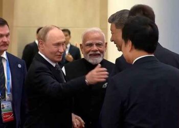 PM Modi met Russian President Putin, called for the end of Ukraine struggle as soon as possible