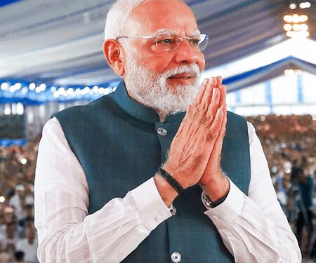 PM Modi, who is turning India into a global powerhouse, God himself sent it as 'avatar man': Mukesh Ambani