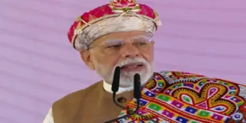 PM Narendra Modi at Dhar: New India is not afraid of anyone's nuclear threats, kills and kills PM Narendra Modi from Dhar to Pakistan's two warnings to Pakistan, new India is not after Afraid of Anyone's Nuclear Threats, It Attacks at HOME; PM Narendra Modi's Blunt Warning to Pakistan from Dhar