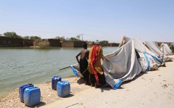Pakistan: 42 lakh people ruined due to floods in Punjab province, leaders busy in politicizing relief efforts