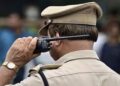Patna Shocker: ASP Attacked and Robbed at Railway Station, Suffers Broken Arm | Bihar Crime News | Bihar News: In Patna, miscreants snatched away mobile and railway track from ASP… accused absconding | News Track in Hindi