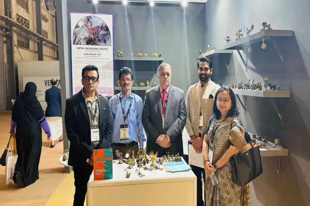 Performing the art of more than 70 lakh Indian artisans in Saudi, the heart of the audience won by its skills