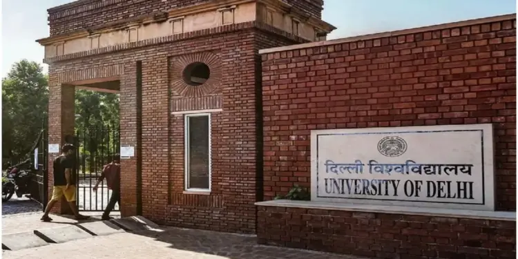 Petition in High Court Against Dusu Student Union Election Results: Petition in High Court against DUSU Students Union election results, allegations of tampering of EVMs during voting, notice to university, notice, petition in high courting dusu construct UNSULTINS, Aligation Results, Aligation Results, Aligation Results of EVM Tampering during Voting, Notice to University