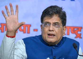 जीएसटी सुधार लागू होने से पहले पीयूष गोयल की इंडस्ट्री से अपील, टैक्स कटौती का पूरा फायदा ग्राहकों को दें