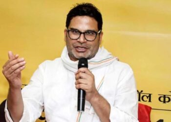 Prashant Kishor Factor Backcomes Biggest Challenge for Nda in Bihar Elections 2025 | Prashant Kishore became NDA's biggest tension in Bihar elections, BJP also made counter plan to deal with PK factor, now there will be a thorn. News Track in Hindi