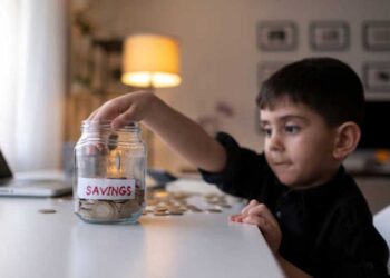 RBI's new rule, now children older than 10 years will be able to open bank account