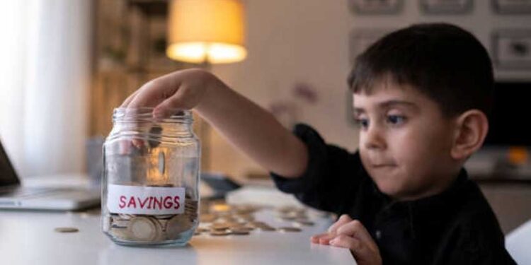 RBI's new rule, now children older than 10 years will be able to open bank account