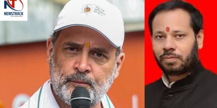 Rae Bareli Chaos | MLA Manoj Pandey Walks out of Rahul Gandhi Meeting Over PM modiâ € ™ s mother Remark | Uproar in Rahul Gandhi's meeting, MLA left together… controversy over PM Modi's mother. News Track in Hindi