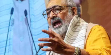 राहुल और तेजस्वी बिहार को गुमराह कर रहे हैं, महागठबंधन की पदयात्रा चोर के खिलाफ चोरी की तरह : गिरिराज सिंह