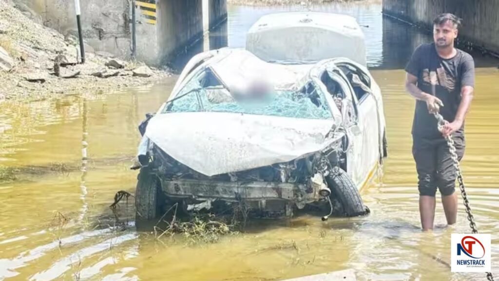 Rajasthan News | Jaipur Accident | Jaipur News | Newstrack Samachar | , Big accident in Jaipur, 16 feet below car, 7 killed, innocent children also included | News Track in Hindi