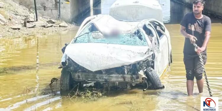 Rajasthan News | Jaipur Accident | Jaipur News | Newstrack Samachar | , Big accident in Jaipur, 16 feet below car, 7 killed, innocent children also included | News Track in Hindi