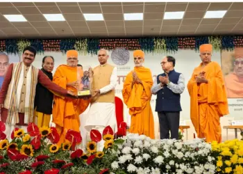 Saraswati Samman 2024: Mahamahopadhyay Bhadarshadas Swamy of BAPS became the first scholar to receive 'Saraswati Samman', Gunja Sanskrit's pride after 22 years, baps's mahamahopadhyaya bhadreshdas swami asswi into Samman '; Sanskrit's Glory Resonated after 22 years.
