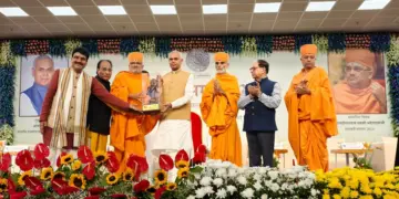 Saraswati Samman 2024: Mahamahopadhyay Bhadarshadas Swamy of BAPS became the first scholar to receive 'Saraswati Samman', Gunja Sanskrit's pride after 22 years, baps's mahamahopadhyaya bhadreshdas swami asswi into Samman '; Sanskrit's Glory Resonated after 22 years.