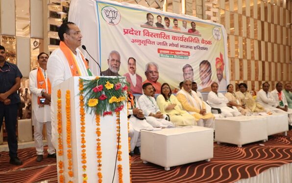 Seva is not the work of Pakhwada Party, but a mass movement of public service: Mohan Lal Baroli