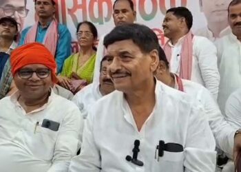Shivpal Yadav Slams BJP on Vote Theft, Electricity Bills, Farmers | Etawah News: Shivpal Yadav said- 'BJP formed government with vote theft', tightened on Rambhadracharya | News Track in Hindi