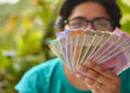 5,000 रुपये से कम में शुरू करें ये टॉप बिज़नेस!&nbsp;हाउसवाइफ को देंगे आर्थिक स्वतंत्रता, वीडियो में देखे लिस्ट&nbsp;