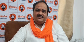 Strict action should be taken against those who throw color on the statue of Meenatai Thackeray: Anand Dubey