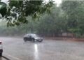 Suddenly changed weather in Delhi-NCR, clouds rained with strong thunderstorms, darkness in the day