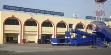 Suspect Arrested from Patna: Youth arrested from Patna Airport, ID card of Indian Mujahideen, besides mobile, got sensational photos from mobile!
