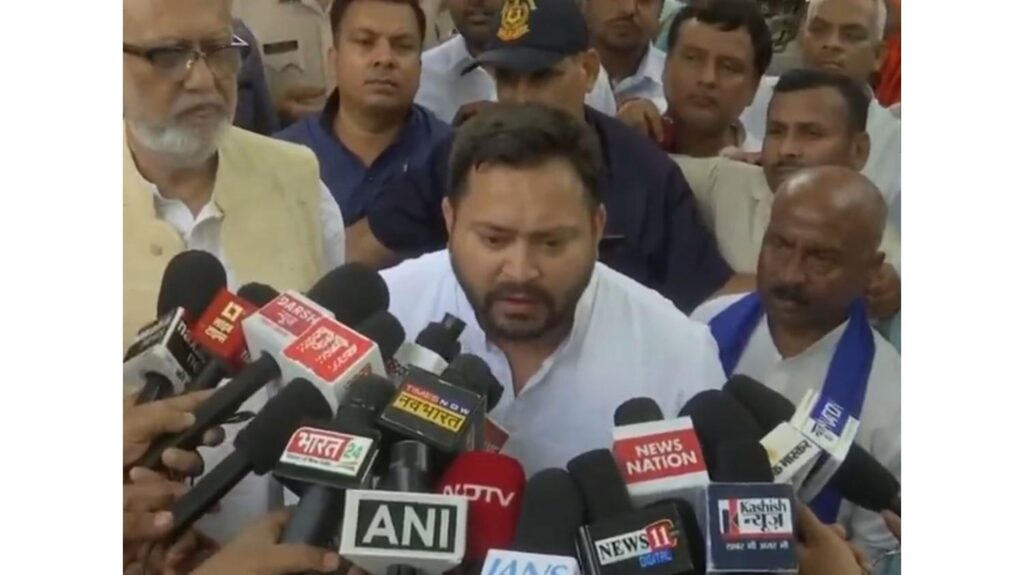 Tejashwi Yadav expressed anger on Bihar's law and order, said "This government is only giving protection to criminals"