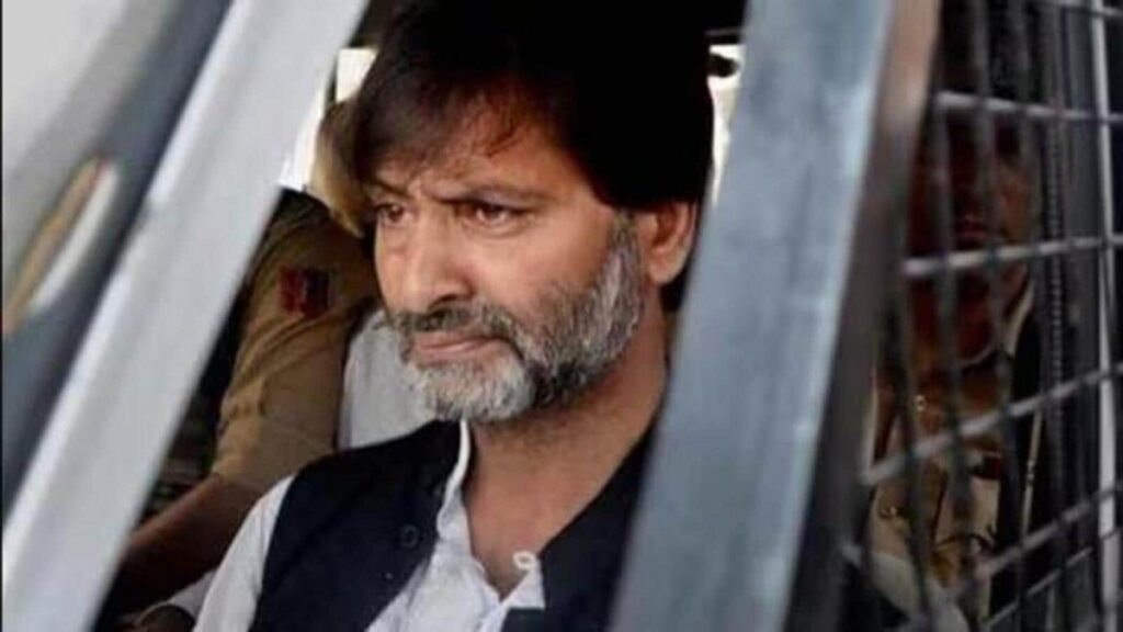 Terrorist Yasin Malik's Big Claim: Terrorist Yasin Malik's big claim regarding Manmohan Singh and UPA government, Hafiz Saeed's name, Terrorist Yasin Malik Makes A Big Claim About Manmohan singh and the upa government, ALSO NAMES HAFAZ SAEED