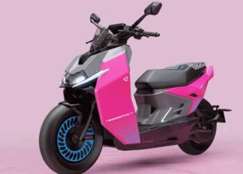 The country's first radar-assisted electric scooter will run up to 500km for Rs 100!