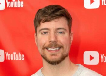 280 मिलियन सब्सक्राइबर्स वाला ये है दुनिया का सबसे बड़ा YouTuber, 5 मिनट के वीडियो की कमाई जान हिल जाएगा दिमाग&nbsp;