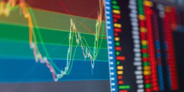This stock paid 4,900% returns in 4 years, attention of investors