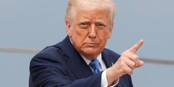 Trump again shocked India, 100% tariff on branded drugs in America from 1 October