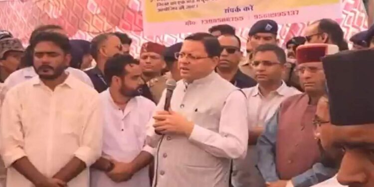 UK Paper Leak: Will CM Dhami Convene a CBI meeting in the paper leak case? He assured the youths | Uttarakhand Paper Leak: CM Dhami will hold CBI meeting in paper leak case? Assurance given to the youth News Track in Hindi