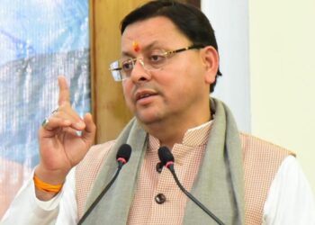 UKSSSC Paper Leak: CM Dhami Warns of Conspiracy, Bulldozer Action | UKSSSC Paper Leak: CM Dhami's statement on paper leak dispute, the house of the main accused collapsed. News Track in Hindi