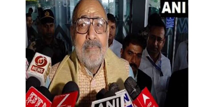 Union Minister Giriraj Singh attacked TMC, said- "Working to make Bengal to Bangladesh"