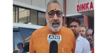 Union Minister Giriraj Singh targeted Sadha Owaisi, said "Congress and Owaisi want to conduct civil war"