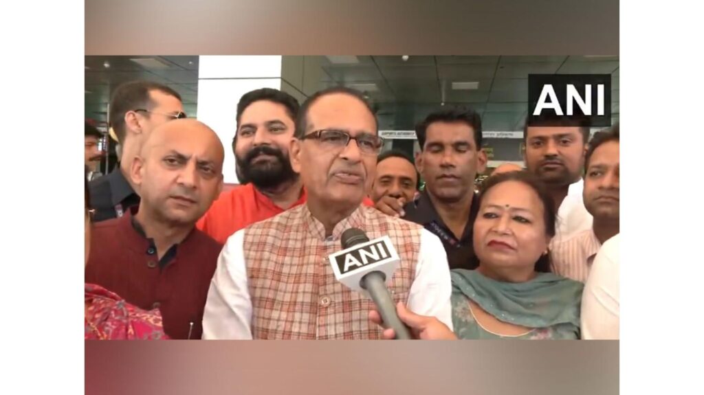 Union Minister Shivraj Chauhan visited flood affected areas in Jammu, said "Will leave no stone unturned to provide help to farmers"
