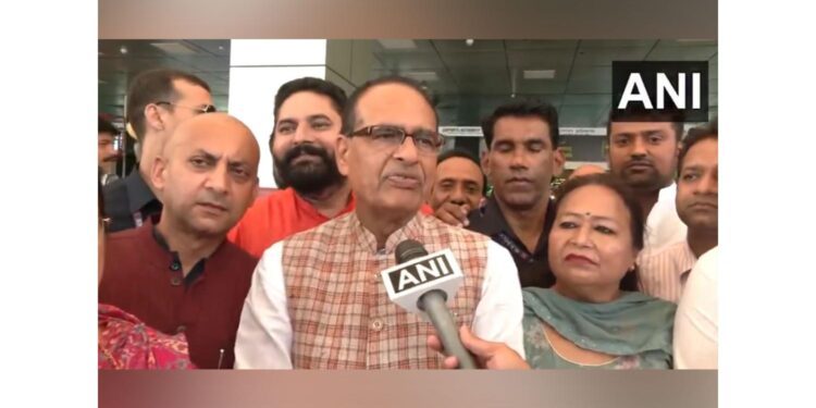 Union Minister Shivraj Chauhan visited flood affected areas in Jammu, said "Will leave no stone unturned to provide help to farmers"
