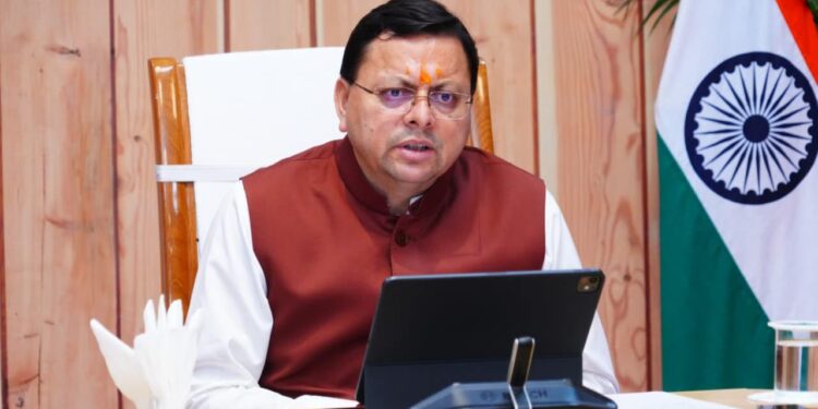 Uttarakhand CM Pushkar Singh Dhami Reviews Flood Relief Operations, Visits Affected Areas | Chief Minister Dhami inspected disaster affected areas, instructions for relief work on war footing. News Track in Hindi