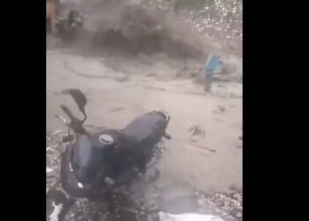 Uttarkashi: Heavy destruction due to cloudburst in Naugaon; Water entered market and houses, relief and rescue work continues