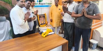 Vishwakarma Jayanti celebrations celebrated by firm by small scale industry Bharti Bahrod unit