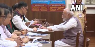 Voting starts for Vice President elections, PM Modi cast first vote, direct contest between Radhakrishnan-Raody