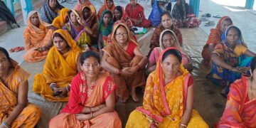 We cannot contain our joy women say before receiving the ten Thousand Crore Grant | Bihar News: 'Not the place of our happiness', women spoke before getting an amount of 10 thousand rupees. News Track in Hindi