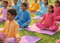 बचपन में योग जरूरी, तंदुरुस्ती से लेकर तेज दिमाग तक सभी में फायदेमंद आसन