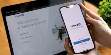 Your data is not safe on Linkedin, your privacy is going to be violated, know how to secure your data
