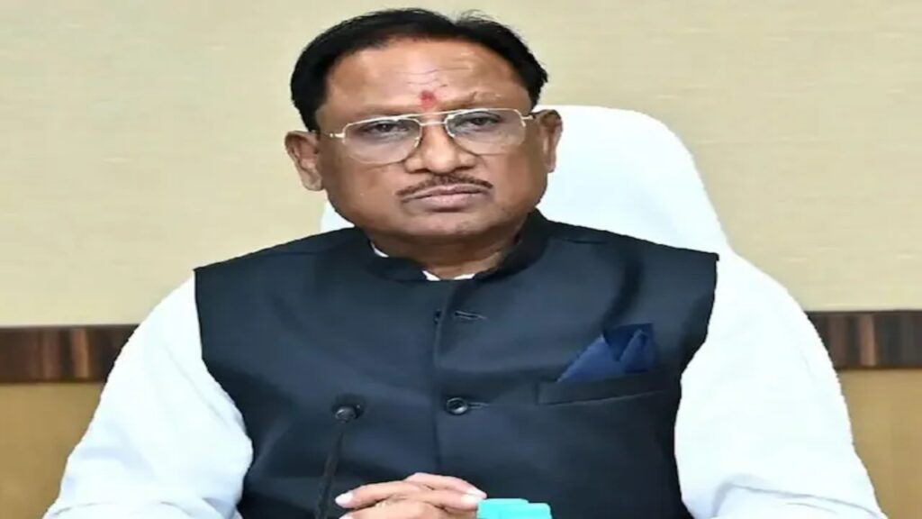 103 Naxalites surrender in Chhattisgarh, CM Vishnudev Sai Makes a Big Statement | Surrender of 103 Naxalites in Chhattisgarh, big statement of CM Vishnudev Sai | News Track in Hindi