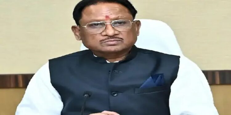 103 Naxalites surrender in Chhattisgarh, CM Vishnudev Sai Makes a Big Statement | Surrender of 103 Naxalites in Chhattisgarh, big statement of CM Vishnudev Sai | News Track in Hindi