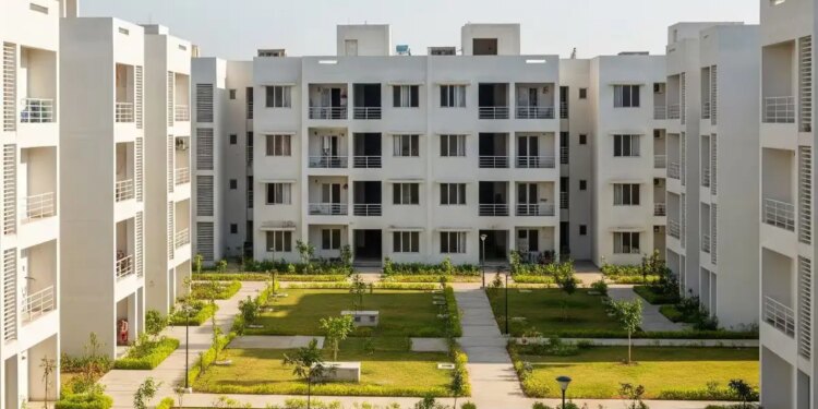 '15% discount, low interest and 10 years EMI...'Your dream of home will be fulfilled on Diwali, read complete information in detail here