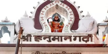 Controversy in Hanumangarhi temple: Ujjainiya Patti broke relations by ending catering with Sagarya Patti