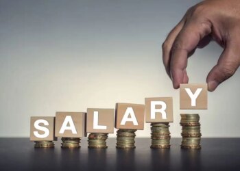 8th Pay Commission Update:&nbsp;चपरासी से लेकर IAS ऑफिसर तक, कितनी बढ़ेगी सैलरी? जानें 8वें वेतन आयोग की पूरी डिटेल्स